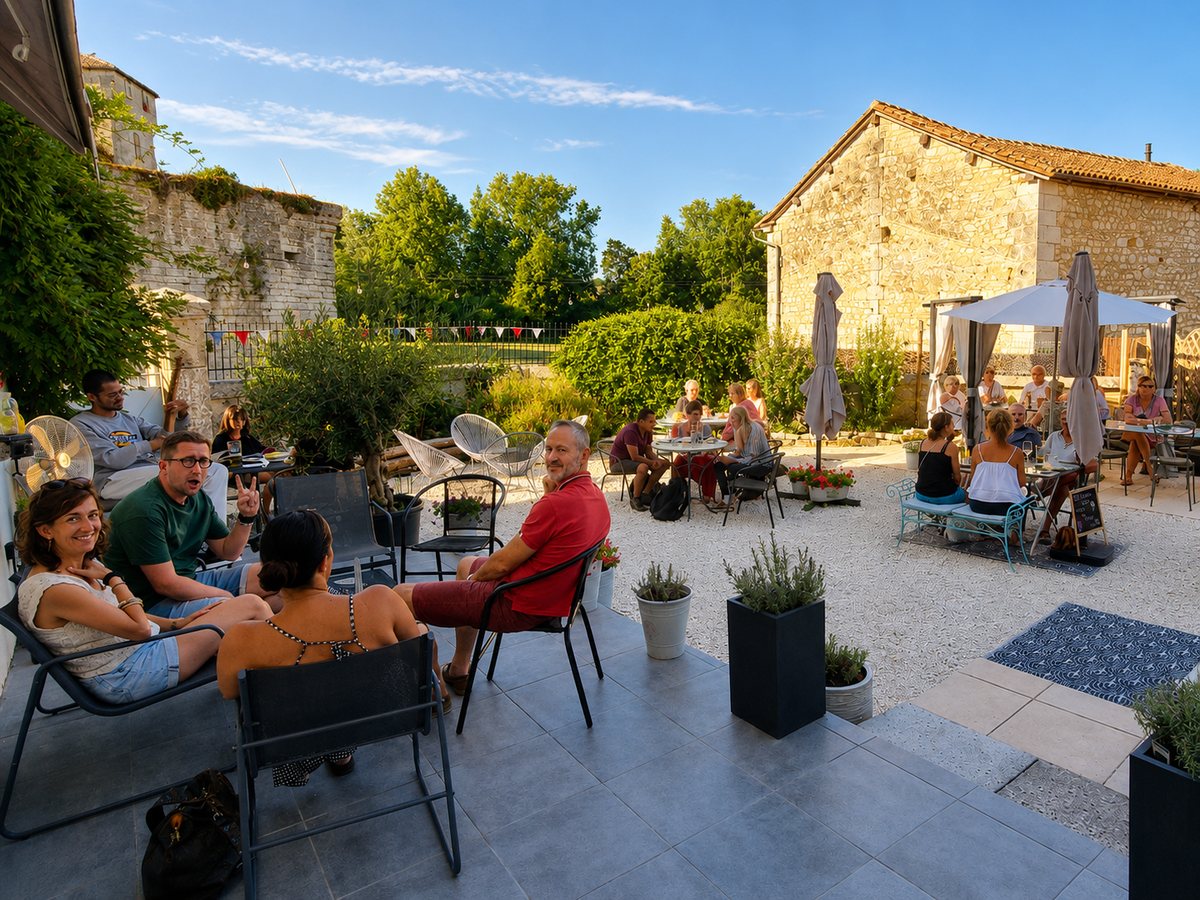 Le jardin du Petit Bar